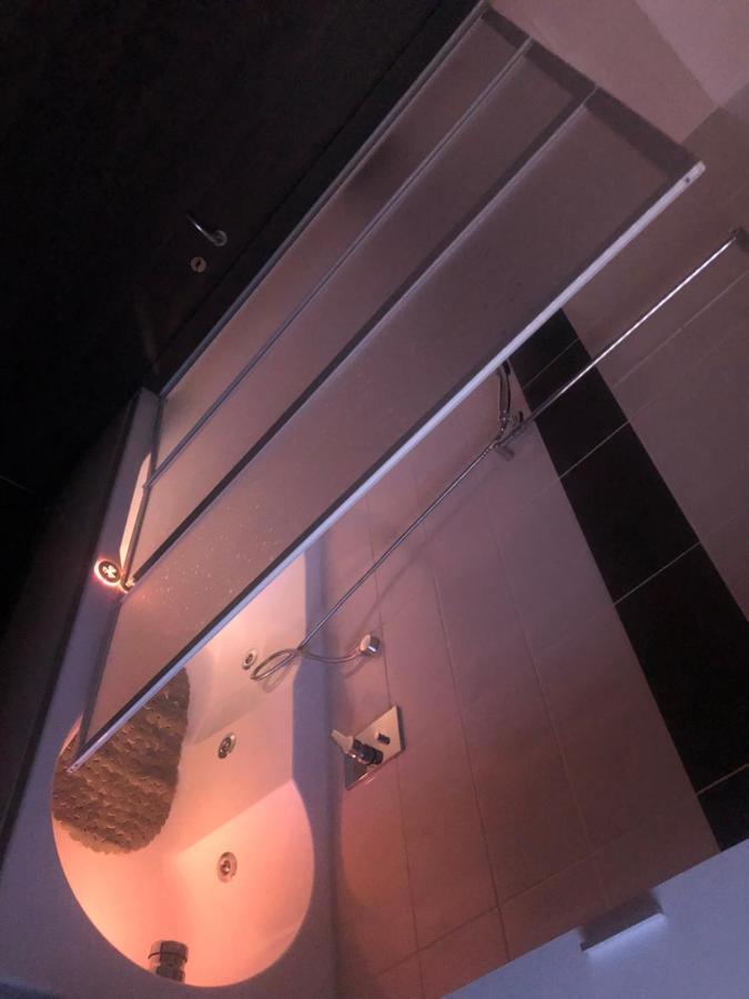 "La Bella Della Cappuccina" Casa Con Parcheggio Interno Gratuito Lägenhet Domodossola Exteriör bild