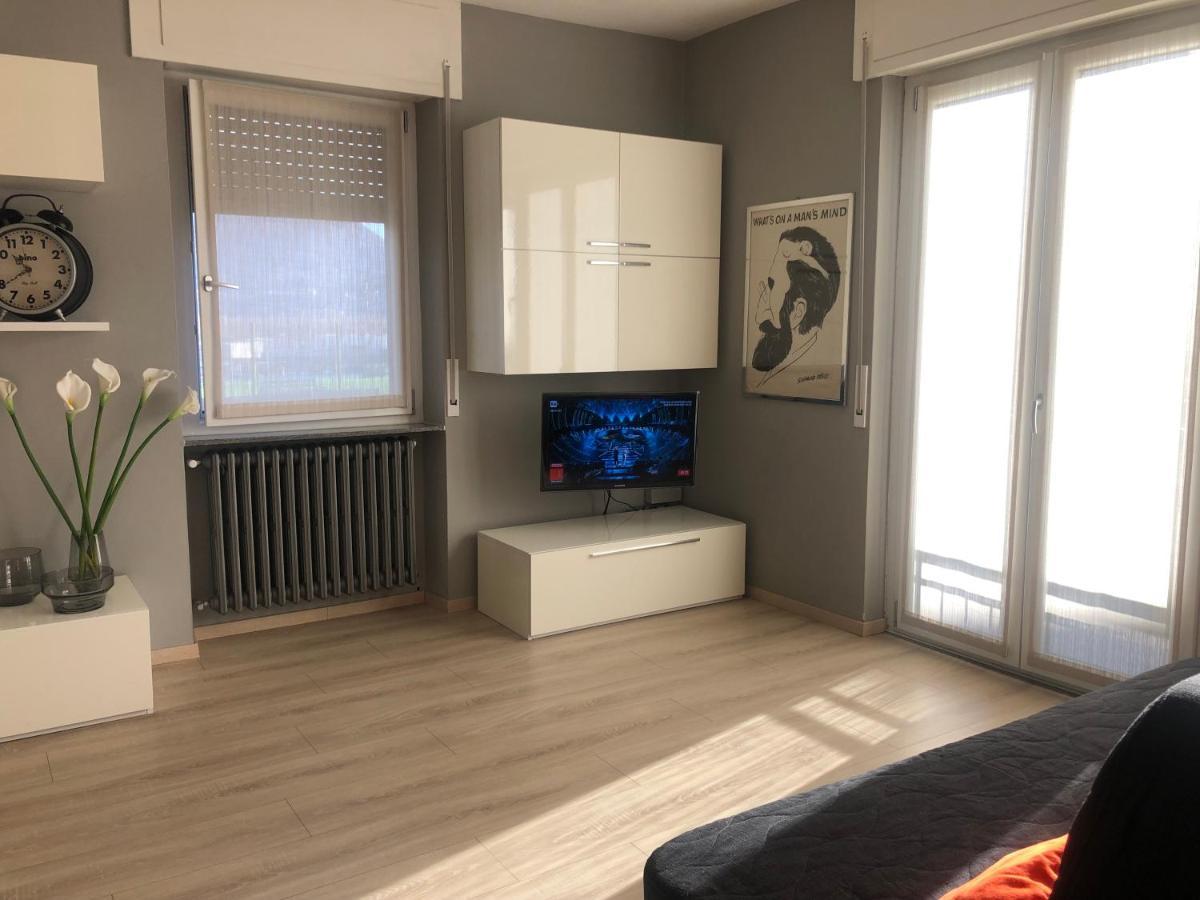"La Bella Della Cappuccina" Casa Con Parcheggio Interno Gratuito Lägenhet Domodossola Exteriör bild