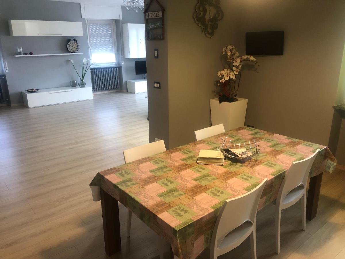"La Bella Della Cappuccina" Casa Con Parcheggio Interno Gratuito Lägenhet Domodossola Exteriör bild